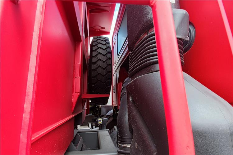 SINOTRUK Used Howo 340 Tipper Truck 6x4 for Sale Price In Senegal - Tipper: picture 5 SINOTRUK Used Howo 340 Tipper Truck 6x4 for Sale Price In Senegal - Tipper: picture 5