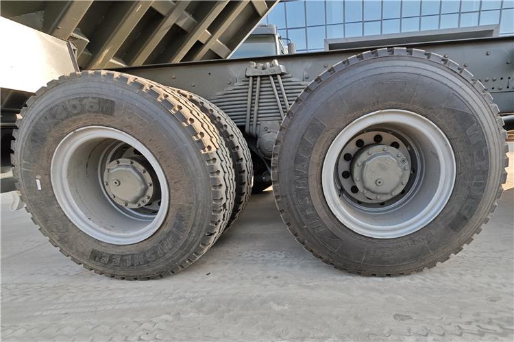 SINOTRUK Used Howo Dump Truck 6x4 380HP for Sale In Tanzania - Tipper: picture 5 SINOTRUK Used Howo Dump Truck 6x4 380HP for Sale In Tanzania - Tipper: picture 5