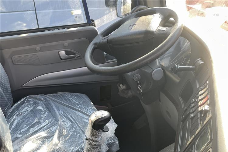 Sinotruk Used Howo A7 Dump Truck 6x4 for Sale In Democratic Republic of the Congo - Tipper: picture 4 Sinotruk Used Howo A7 Dump Truck 6x4 for Sale In Democratic Republic of the Congo - Tipper: picture 4