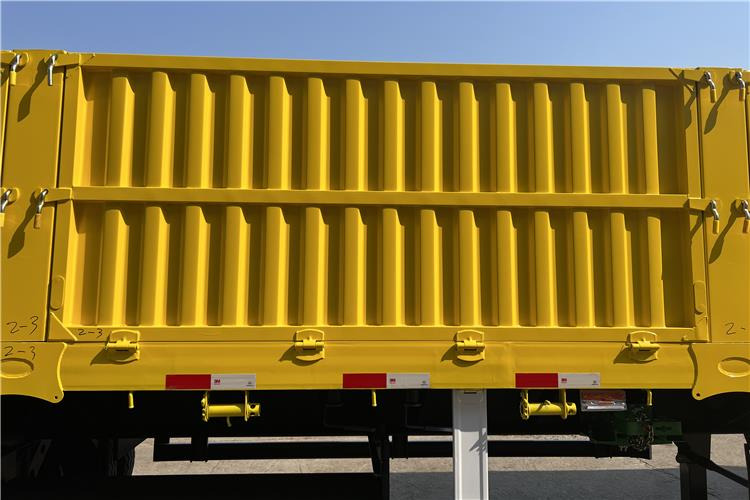 Leasing of TITAN Triple Axle Trailer with Drop Side Trailer for Sale In Ghana TITAN Triple Axle Trailer with Drop Side Trailer for Sale In Ghana: picture 6