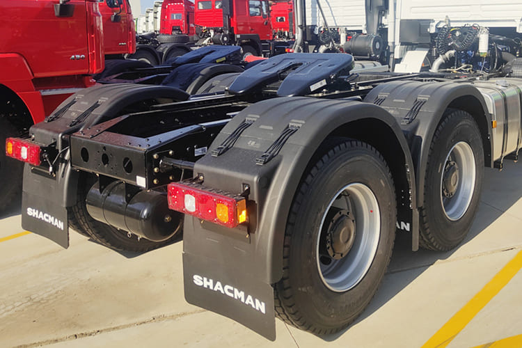 SHACMAN Shacman X3000 Truck Head for Sale in Malawi - Tractor unit: picture 5 SHACMAN Shacman X3000 Truck Head for Sale in Malawi - Tractor unit: picture 5