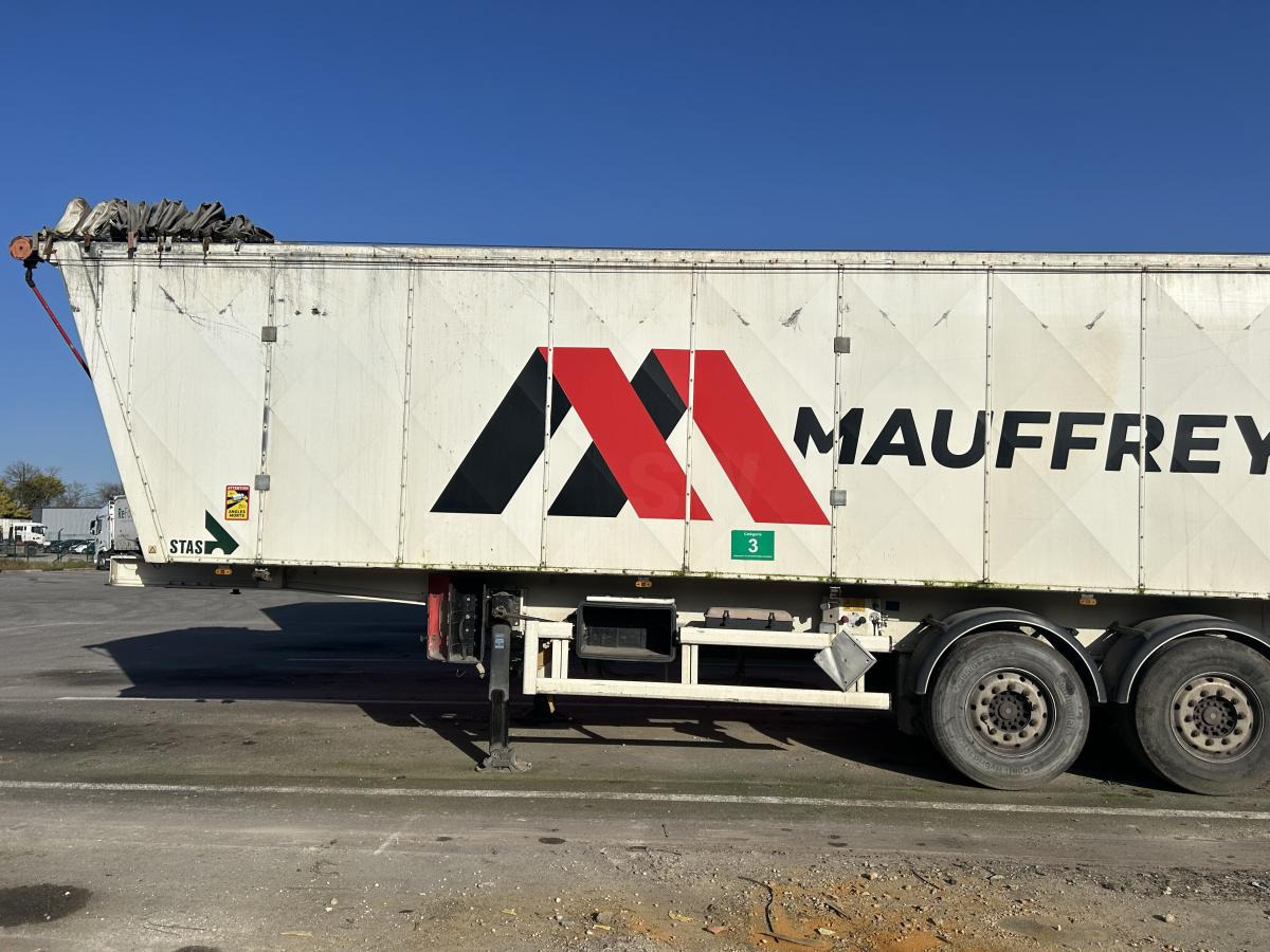 Stas S339CX - Tipper semi-trailer: picture 5 Stas S339CX - Tipper semi-trailer: picture 5