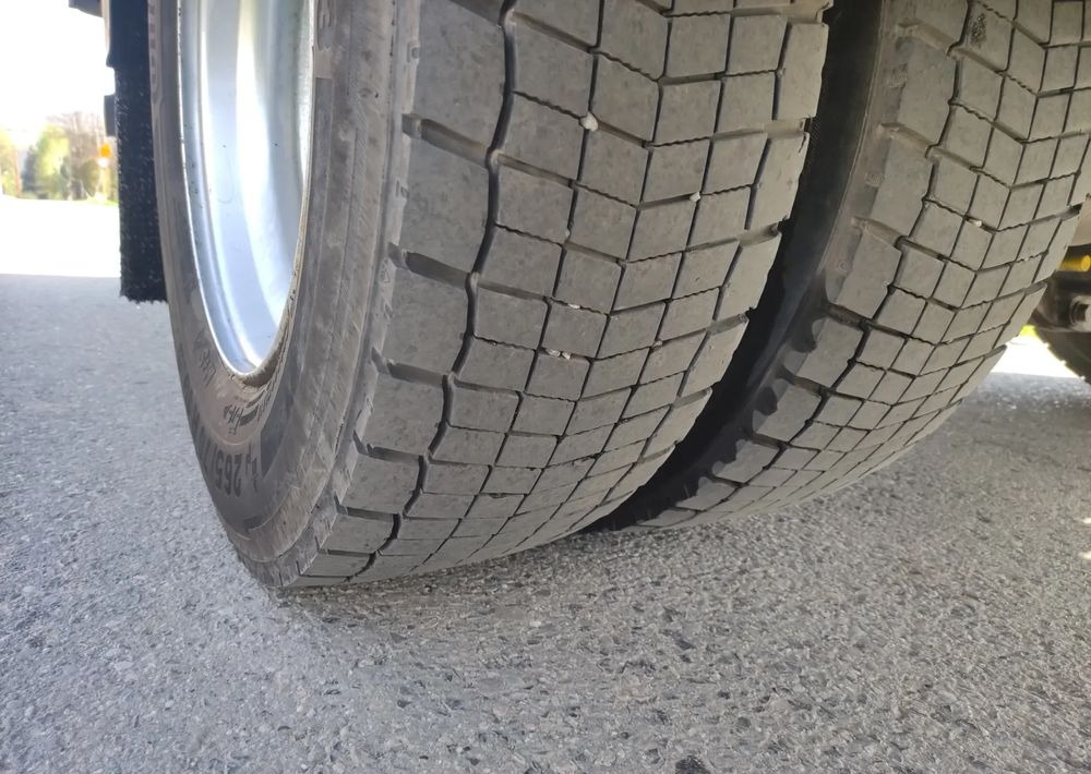 Box truck Volvo FL 12.240 klima blokada kontener 18 pal kurierka: picture 9