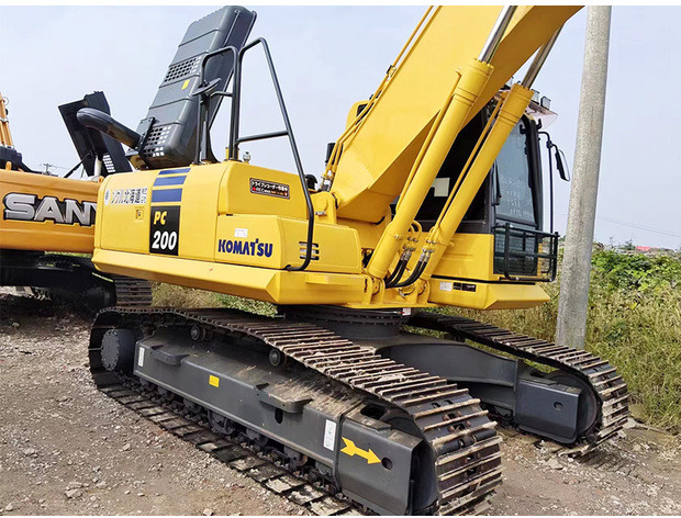 Crawler excavator 2022 Komatsu PC200: picture 13