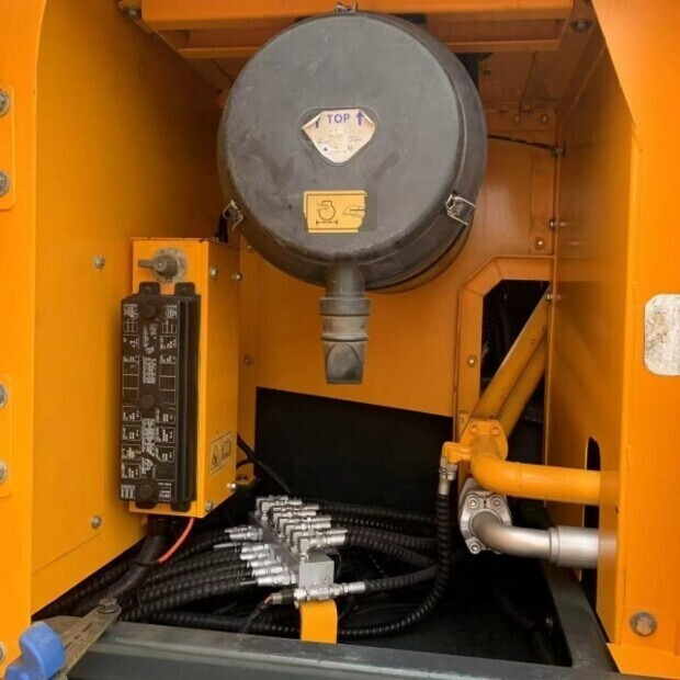 2023 Hyundai R305 - Crawler excavator: picture 4 2023 Hyundai R305 - Crawler excavator: picture 4