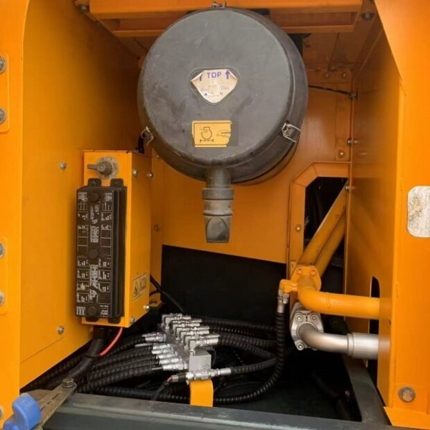 2023 Hyundai R305 - Crawler excavator: picture 4 2023 Hyundai R305 - Crawler excavator: picture 4