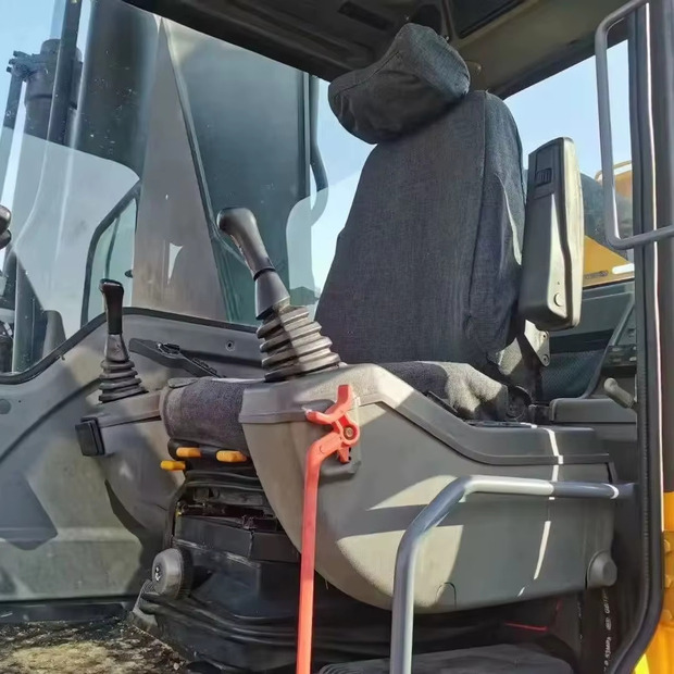 2023 Volvo EC360 - Crawler excavator: picture 3 2023 Volvo EC360 - Crawler excavator: picture 3