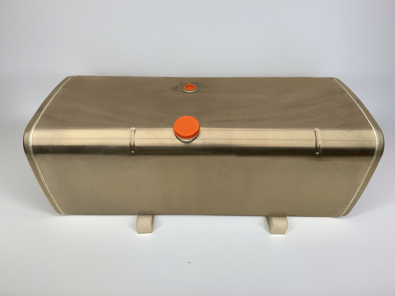 IVECO - Fuel tank: picture 1 IVECO - Fuel tank: picture 1