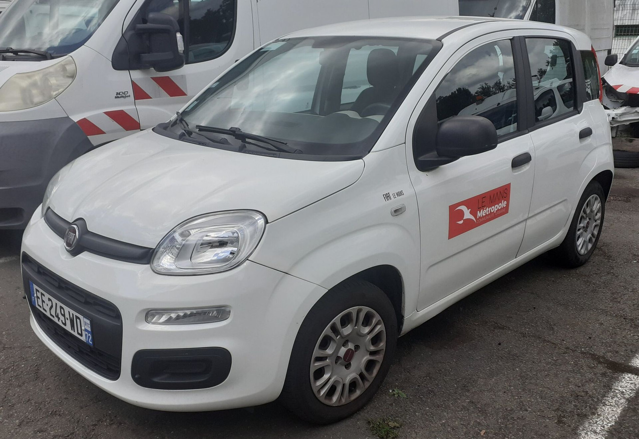 EE-249-72 - FIAT Panda Easy 1.2 - Car: picture 2 EE-249-72 - FIAT Panda Easy 1.2 - Car: picture 2