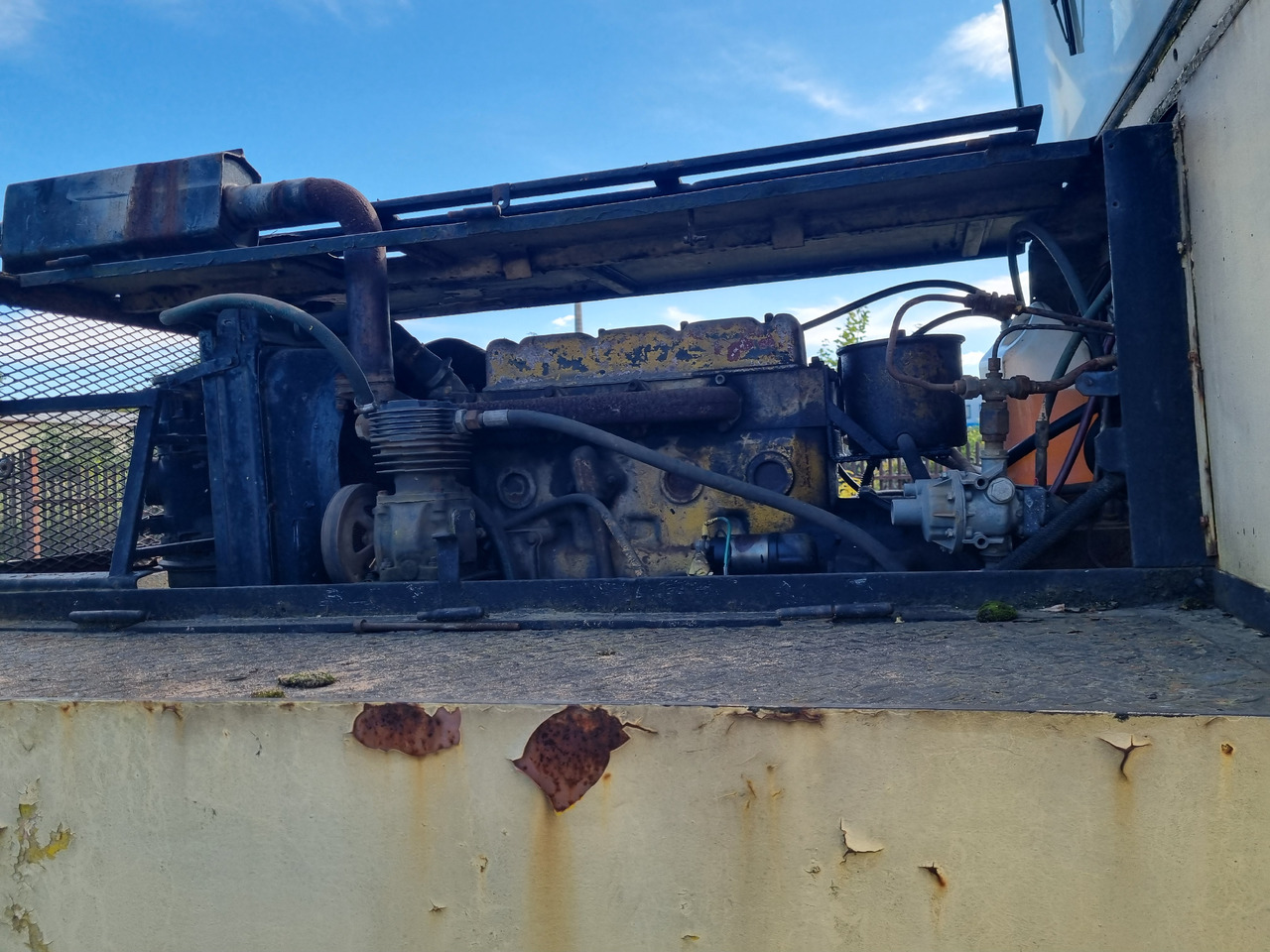 Stavostroj GRW 101 - Pneumatic roller: picture 3 Stavostroj GRW 101 - Pneumatic roller: picture 3