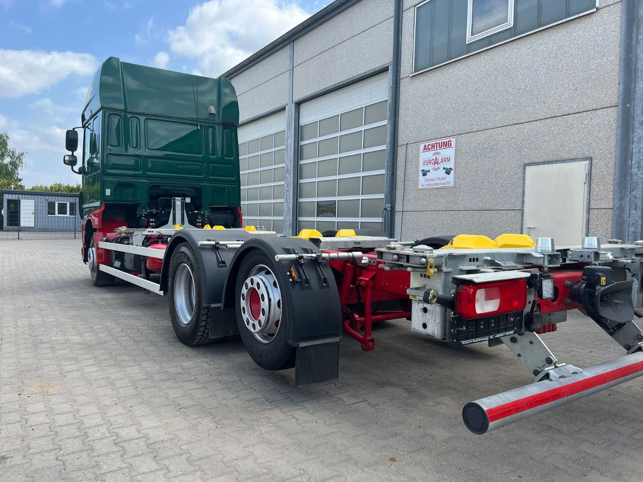 DAF XF 480 FAN SSC BDF C715/745 + Intarder + 2x Tank - Container transporter/ Swap body truck: picture 5 DAF XF 480 FAN SSC BDF C715/745 + Intarder + 2x Tank - Container transporter/ Swap body truck: picture 5