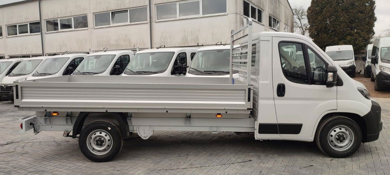 Opel Movano Pritsche Automatik 180PS - Flatbed van: picture 3 Opel Movano Pritsche Automatik 180PS - Flatbed van: picture 3