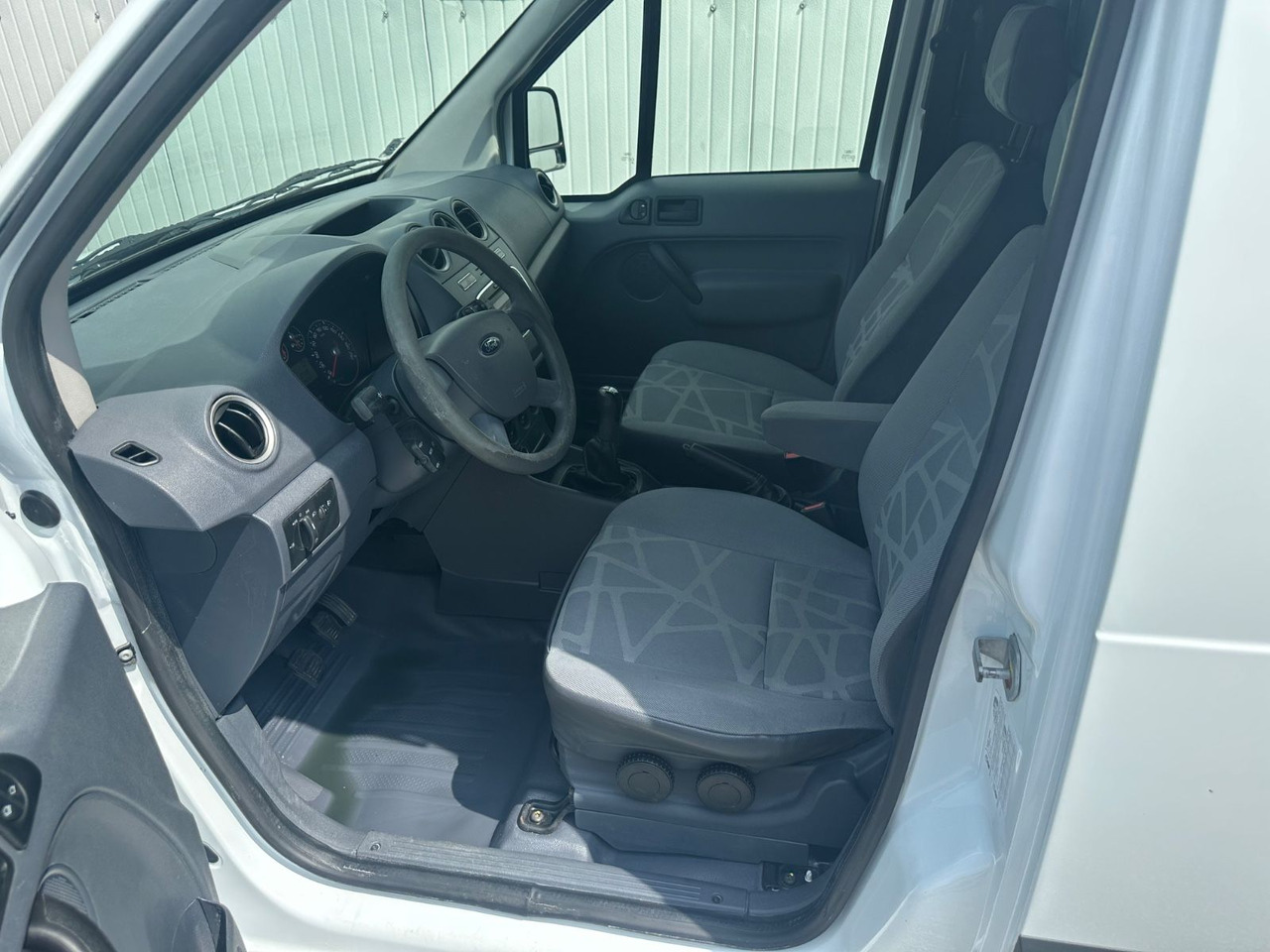 Panel van Ford Transit Connect: picture 6