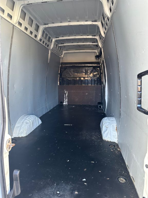 Iveco Daily 35S14 MAXI L4H3 HiMatic Iveco Daily 35S14 MAXI L4H3 HiMatic - Panel van: picture 5 Iveco Daily 35S14 MAXI L4H3 HiMatic Iveco Daily 35S14 MAXI L4H3 HiMatic - Panel van: picture 5