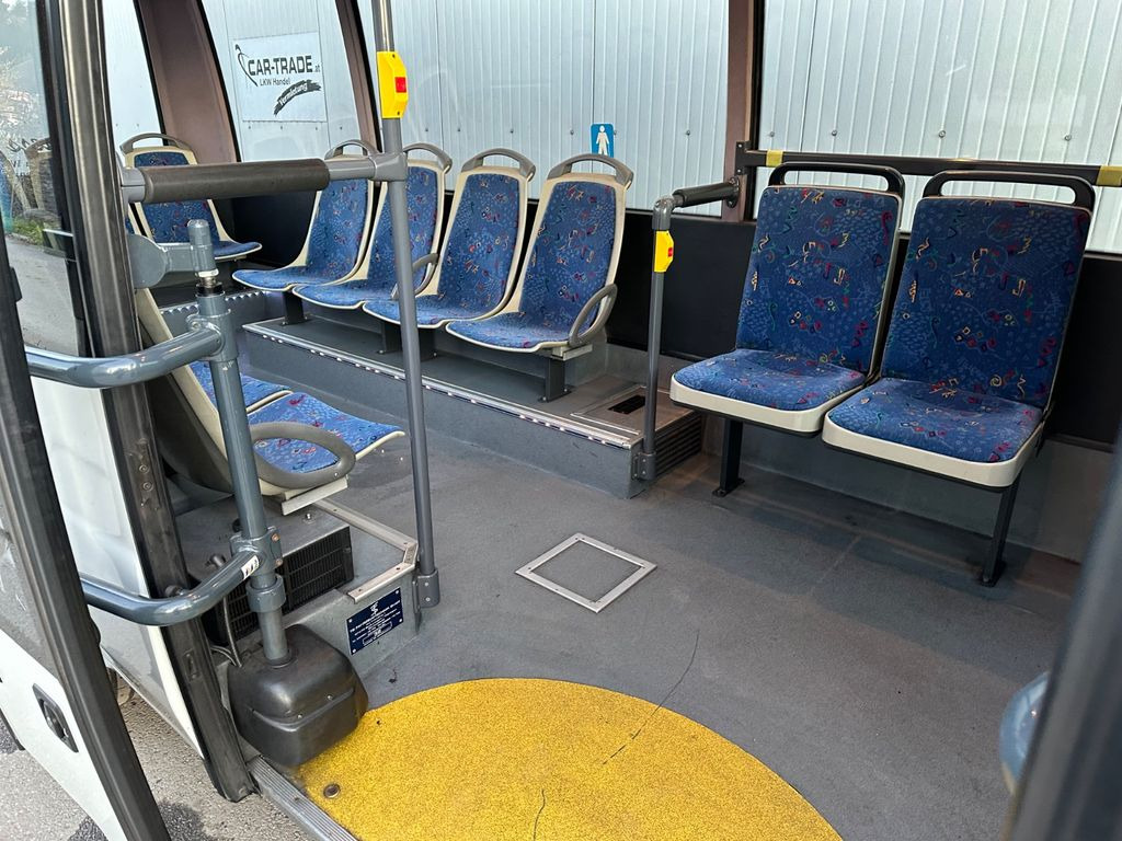 Leasing of Renault Master Citybus  16 Luftfederung Webasto 2x Klima Renault Master Citybus  16 Luftfederung Webasto 2x Klima Renault Master Citybus  16 Luftfederung Webasto 2x Klima Renault Master Citybus  16 Luftfederung Webasto 2x Klima: picture 8