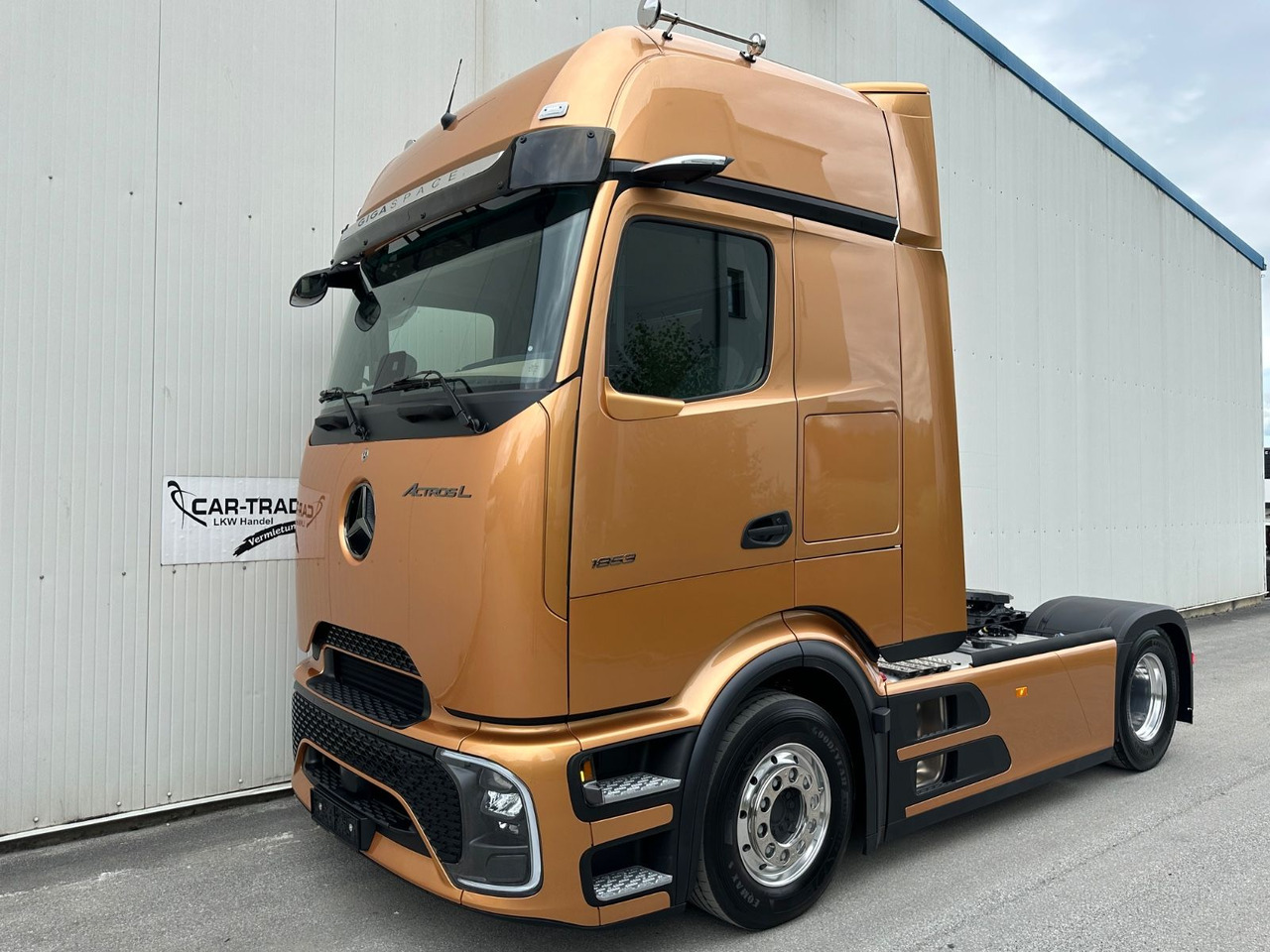 Mercedes-Benz Actros 1853 ProCab Bronze - Tractor unit: picture 1 Mercedes-Benz Actros 1853 ProCab Bronze - Tractor unit: picture 1