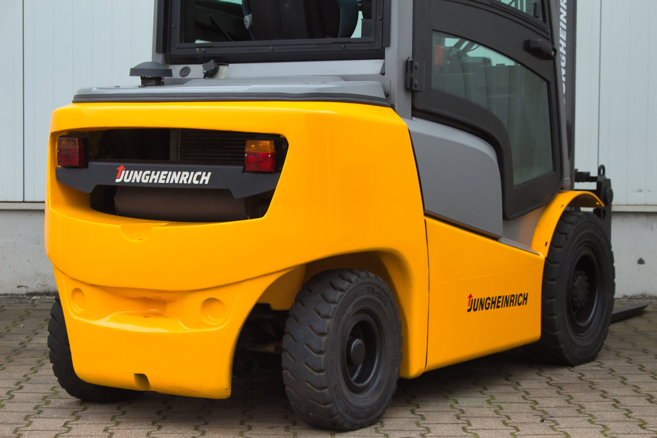 Diesel forklift JUNGHEINRICH DFG425 - Waage - Rückfahrkamera - UVV: picture 18 Diesel forklift JUNGHEINRICH DFG425 - Waage - Rückfahrkamera - UVV: picture 18