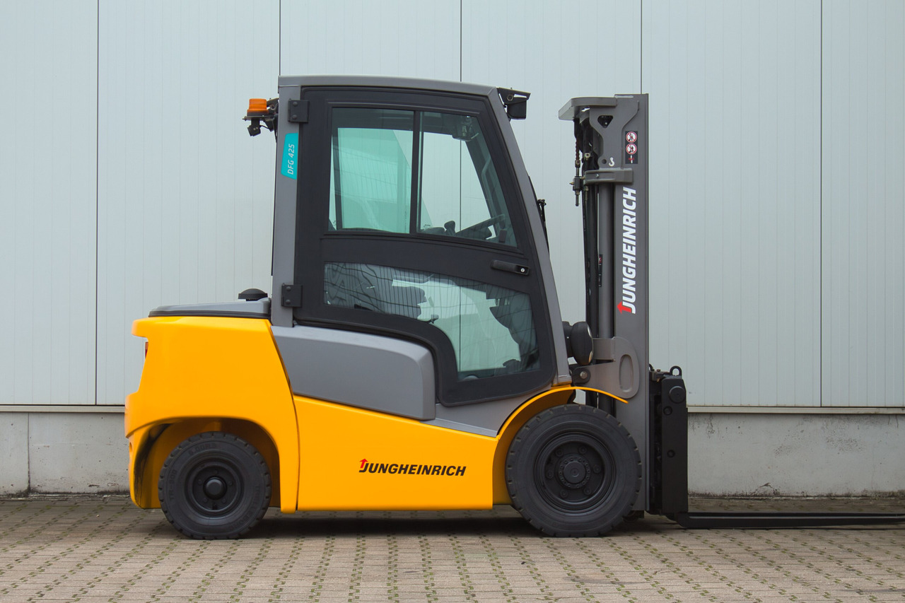 Diesel forklift JUNGHEINRICH DFG425 - Waage - Rückfahrkamera - UVV: picture 8 Diesel forklift JUNGHEINRICH DFG425 - Waage - Rückfahrkamera - UVV: picture 8