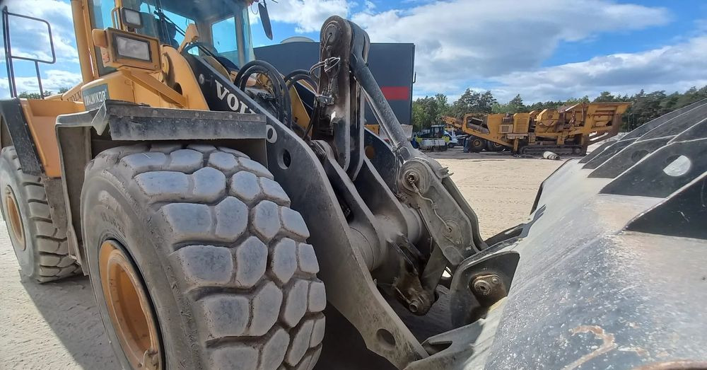 Volvo L150E - Wheel loader: picture 5 Volvo L150E - Wheel loader: picture 5