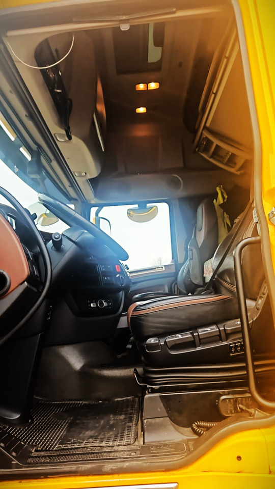 DAF XF 430 FTS - Tractor unit: picture 5 DAF XF 430 FTS - Tractor unit: picture 5