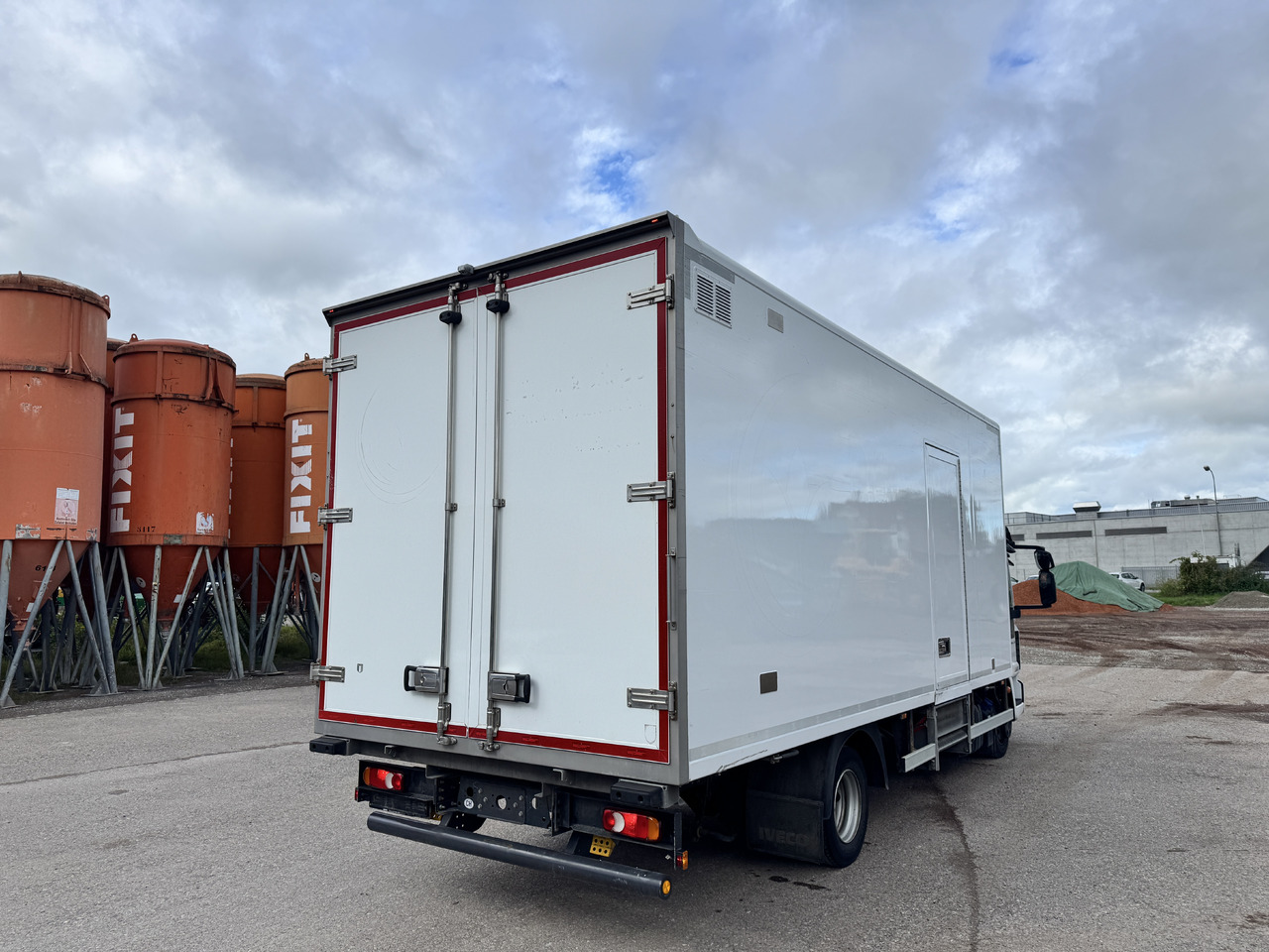 Refrigerator truck IVECO 80E190 Eurocargo Kühlkoffer (Partikelfilter defekt): picture 6