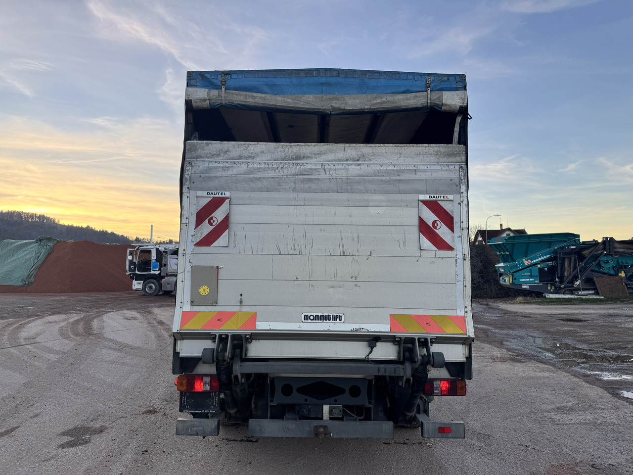 MERCEDES-BENZ Atego 818 - Curtainsider truck: picture 4 MERCEDES-BENZ Atego 818 - Curtainsider truck: picture 4