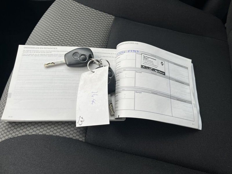 Small van Renault Kangoo 1.5 dCi E6 R-link BPM Vrij! Lease €168 p/m, Airco, Navi , PDC, Volledig onderhoudshistorie aanwezig: picture 9