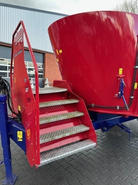 Strautmann BWH Webers  - Forage mixer wagon: picture 5 Strautmann BWH Webers  - Forage mixer wagon: picture 5