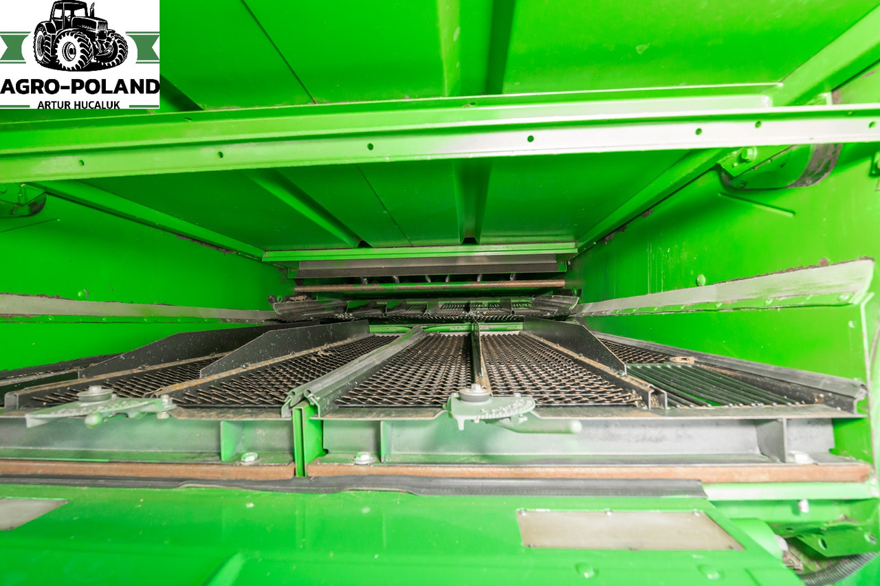 JOHN DEERE W 550 - 2981 h - 5,5 M - 2011 ROK - Combine harvester: picture 5 JOHN DEERE W 550 - 2981 h - 5,5 M - 2011 ROK - Combine harvester: picture 5