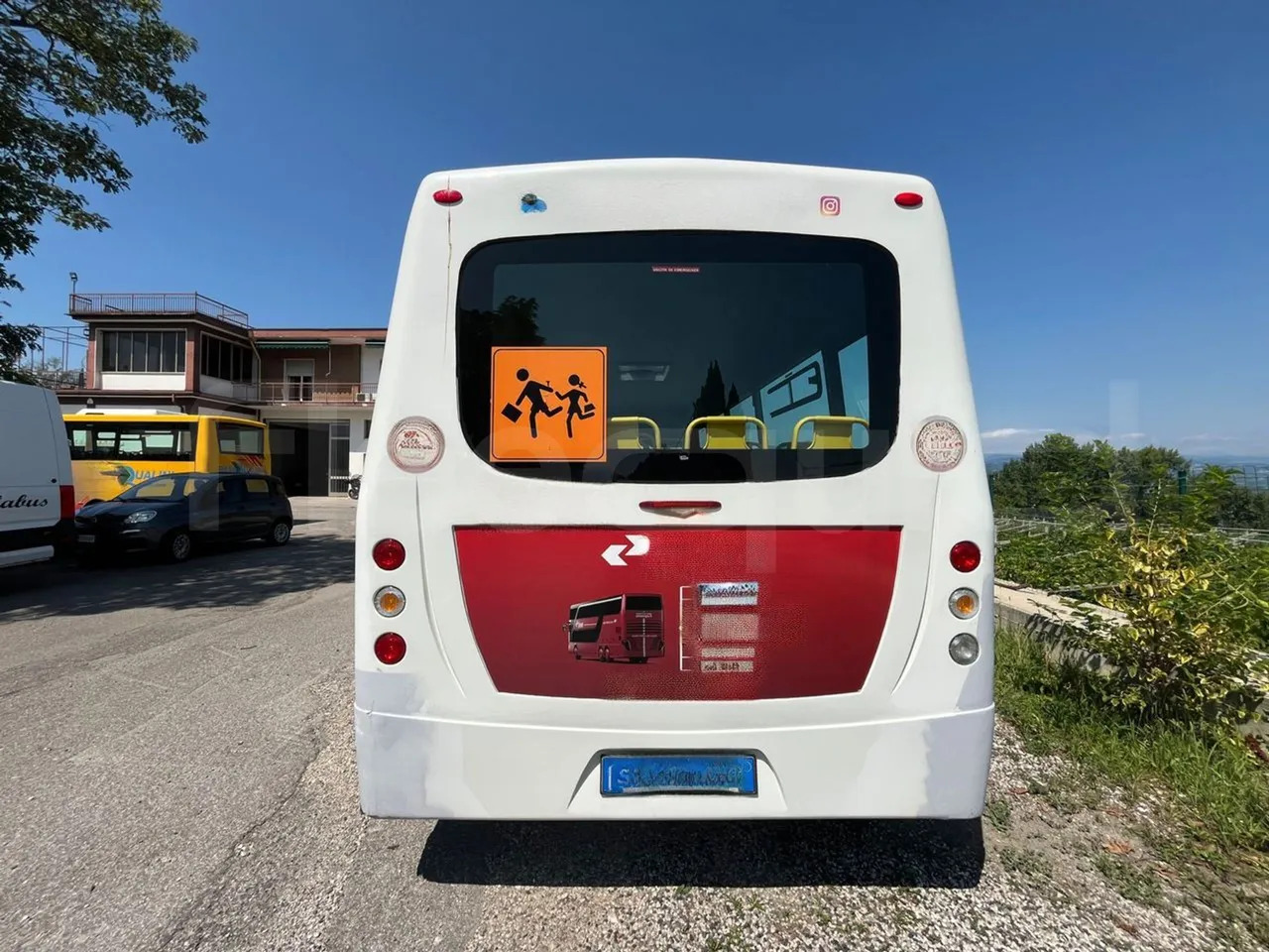 Isuzu P65 - School bus: picture 5 Isuzu P65 - School bus: picture 5