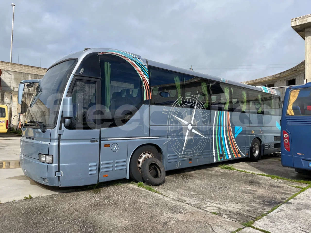 Coach Iveco 380: picture 6