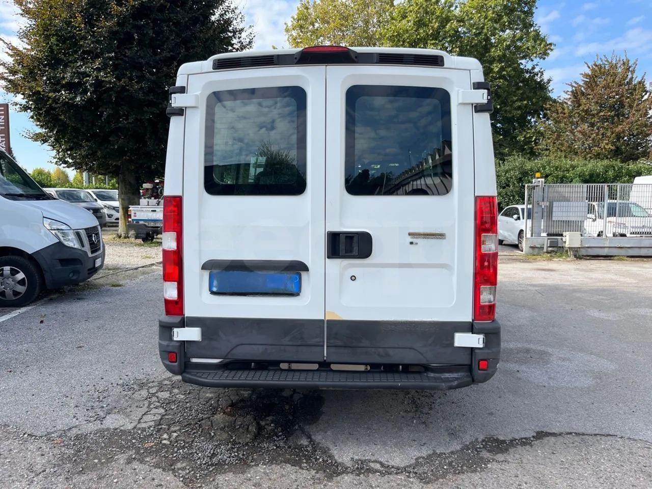 Iveco Daily - Suburban bus: picture 5 Iveco Daily - Suburban bus: picture 5