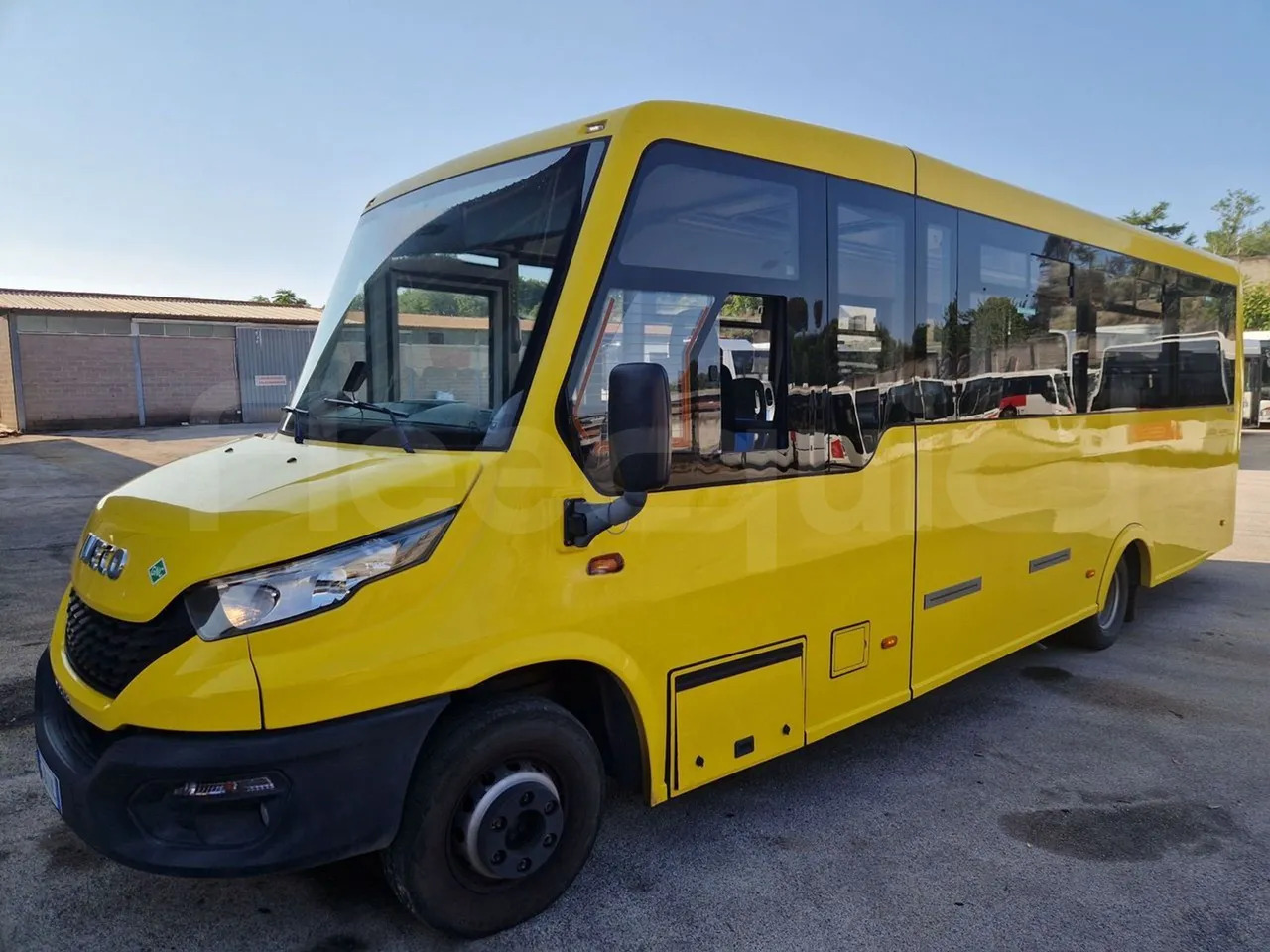 Iveco Indcar - School bus: picture 4 Iveco Indcar - School bus: picture 4