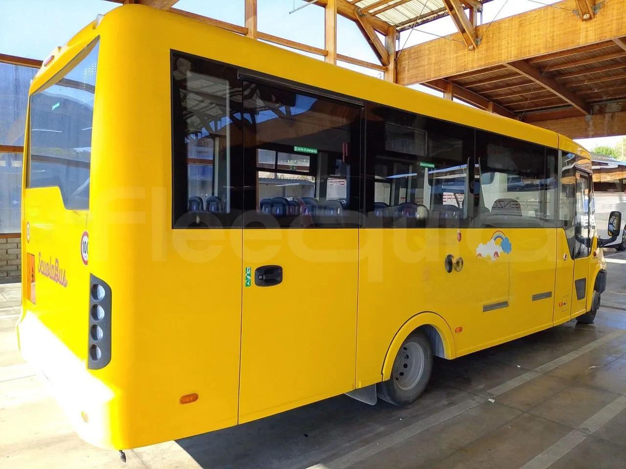 School bus Iveco Indcar: picture 9