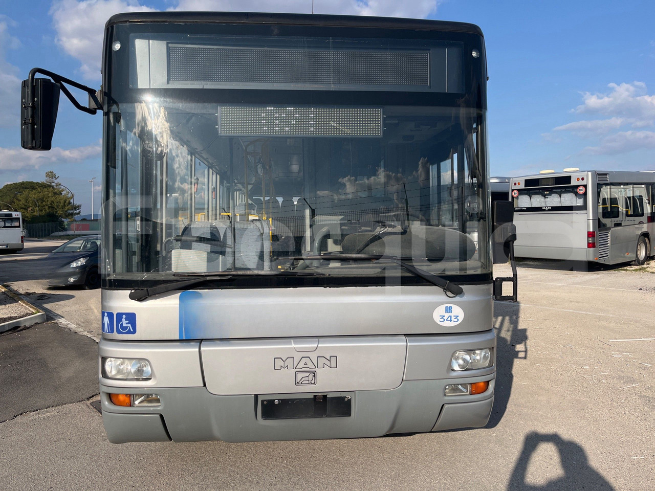 Man Lion's Classic - Suburban bus: picture 2 Man Lion's Classic - Suburban bus: picture 2