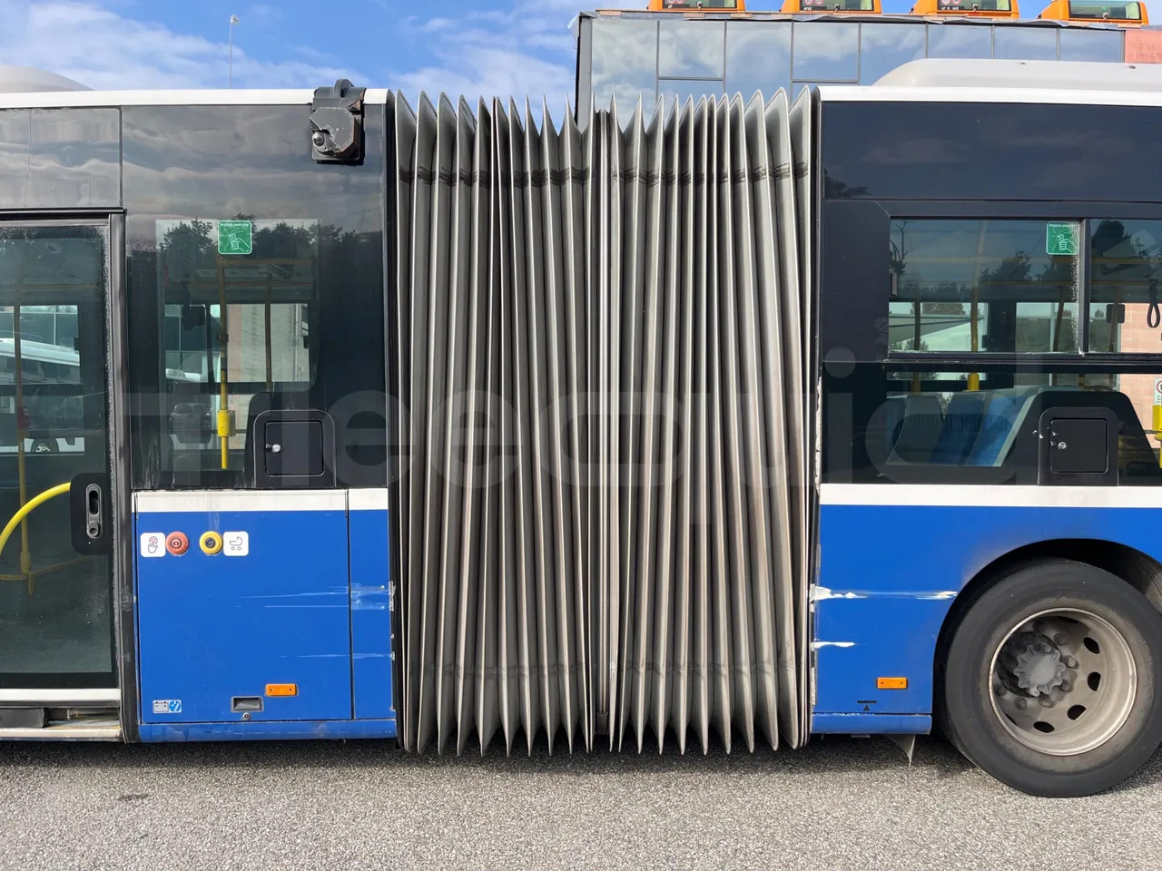 Articulated bus Mercedes-Benz Conecto: picture 17