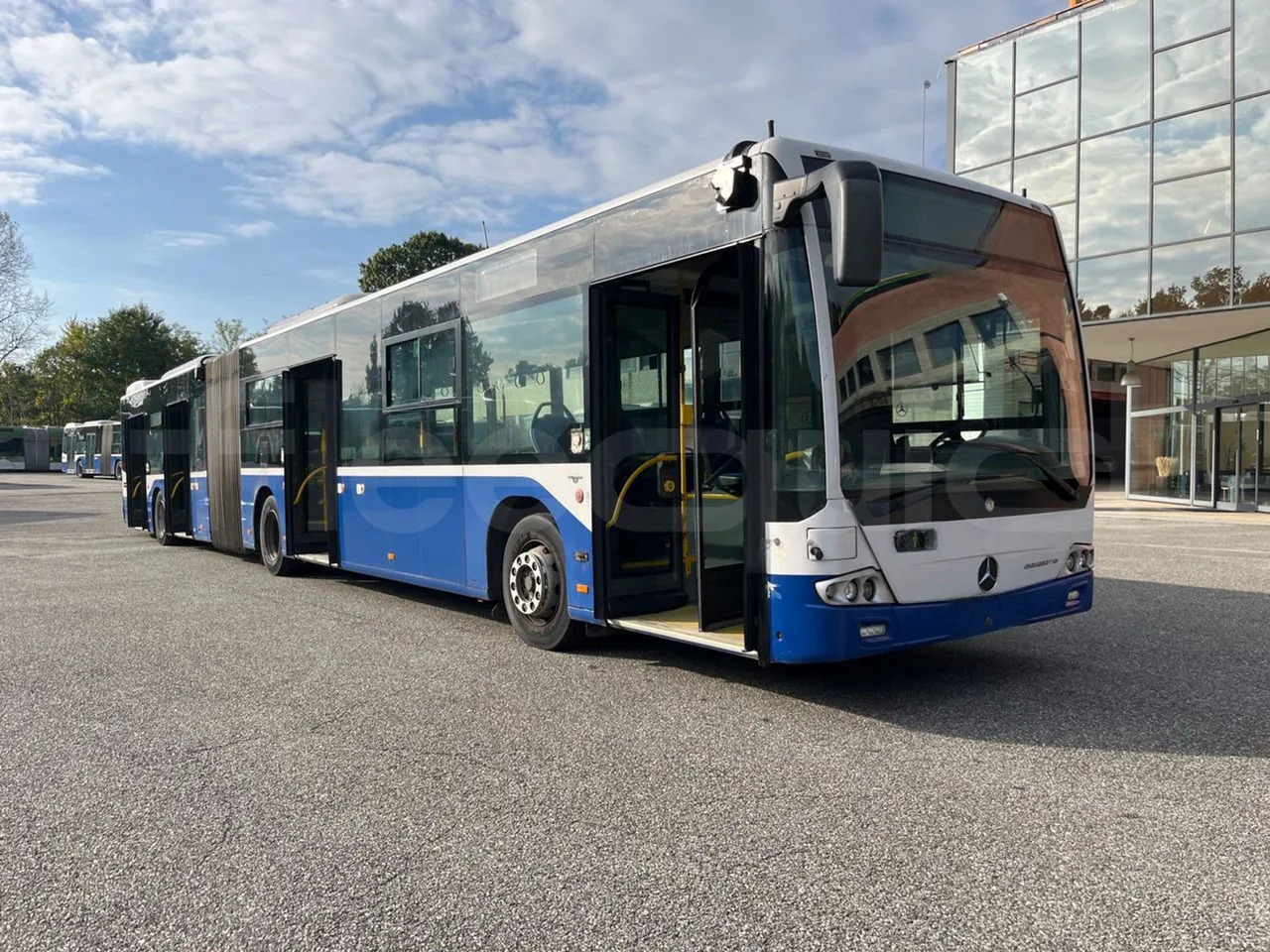 Articulated bus Mercedes-Benz Conecto: picture 10