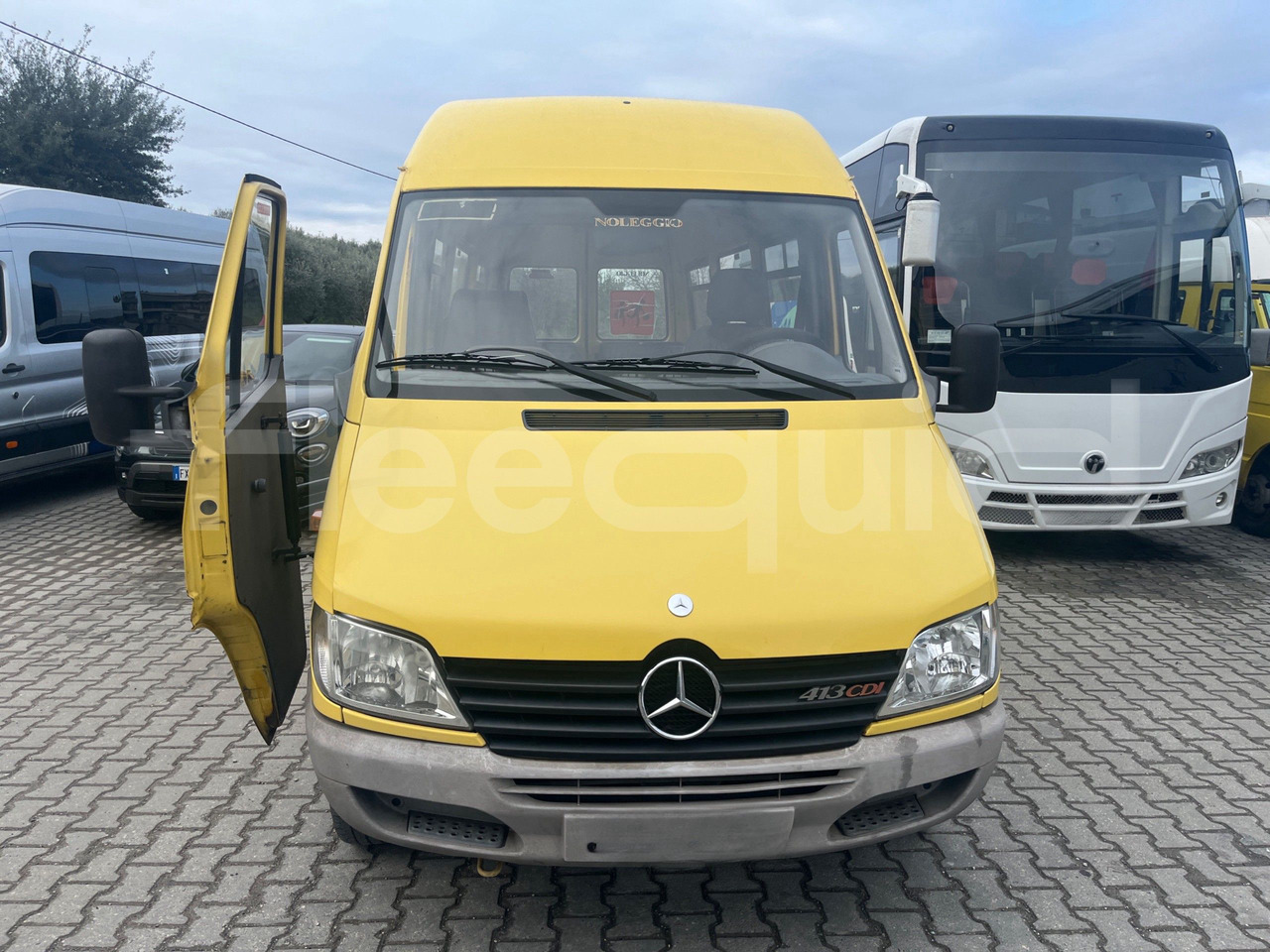 Mercedes-Benz Sprinter - School bus: picture 2 Mercedes-Benz Sprinter - School bus: picture 2
