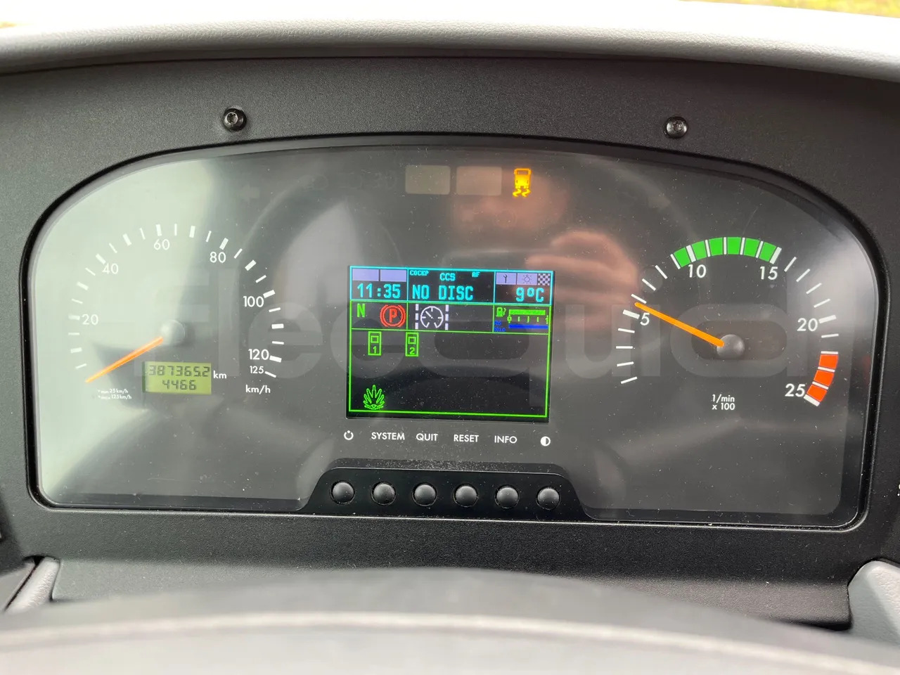 Mercedes-Benz Tourismo - Coach: picture 3 Mercedes-Benz Tourismo - Coach: picture 3