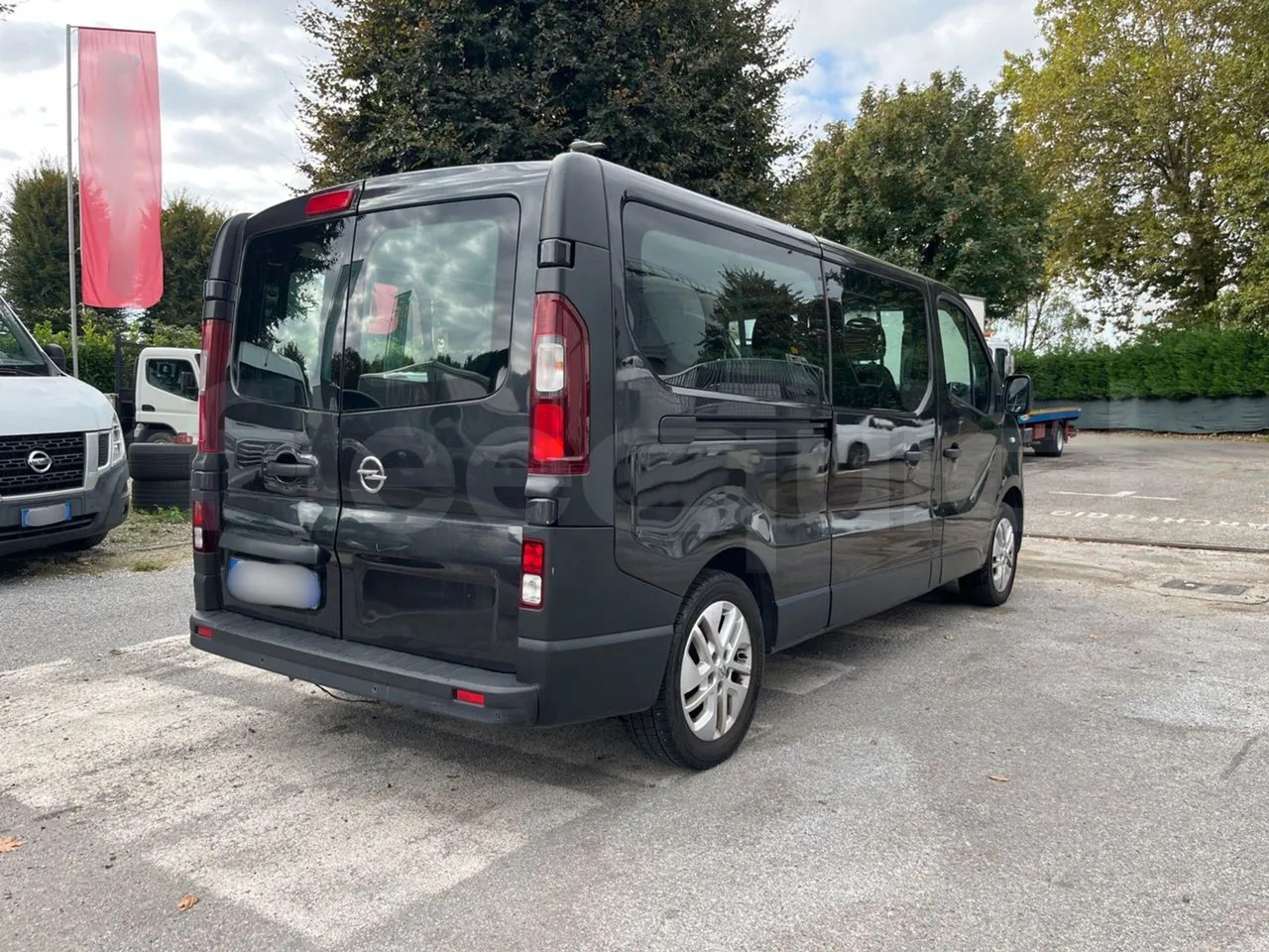 Suburban bus Opel Vivaro - B: picture 9