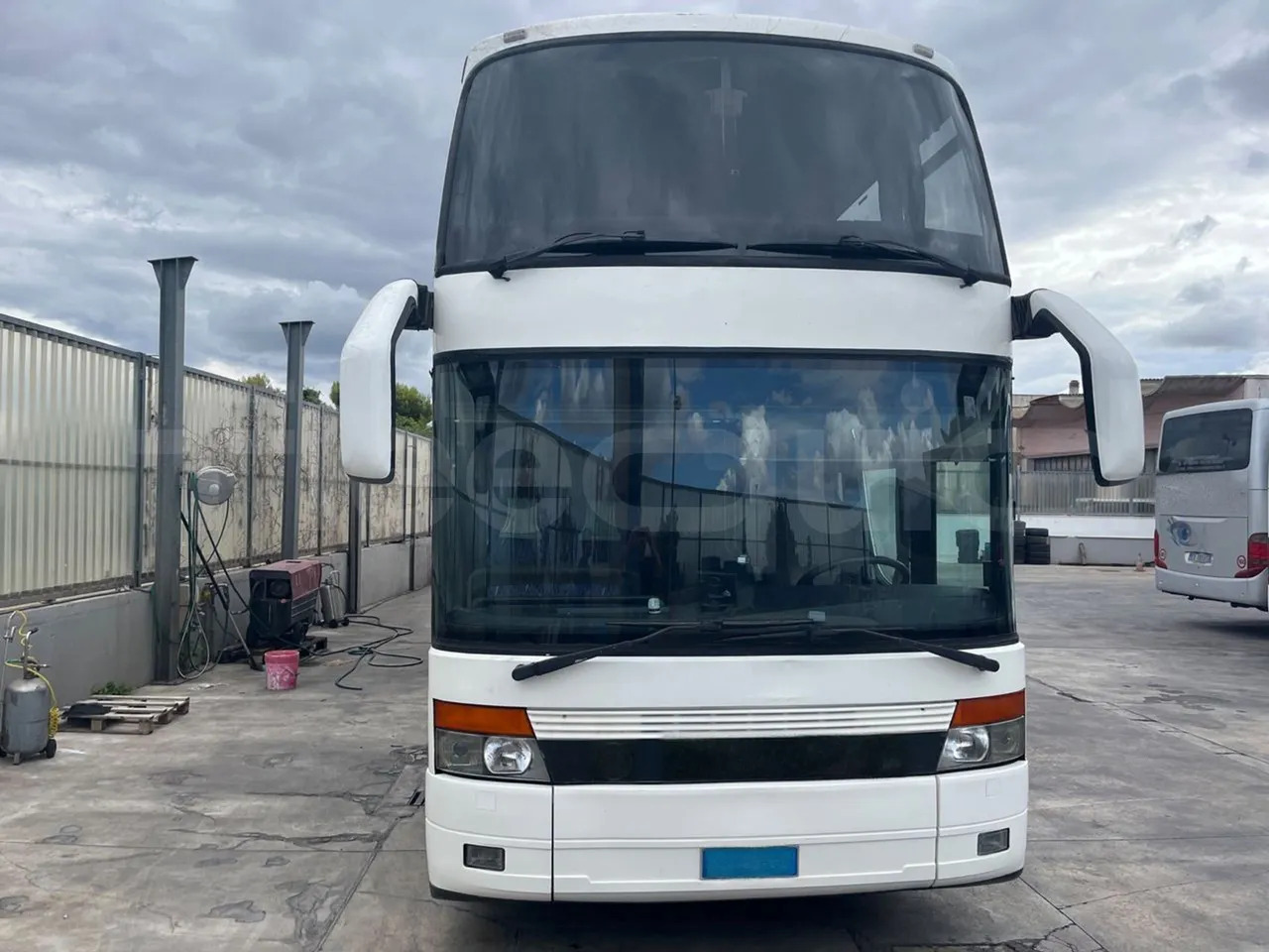 Setra S328 - Double-decker bus: picture 2 Setra S328 - Double-decker bus: picture 2