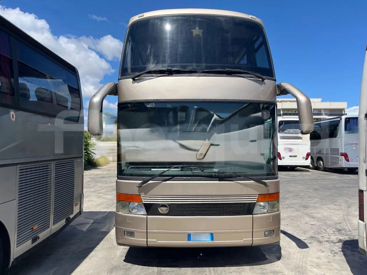 Setra S328 - Double-decker bus: picture 2 Setra S328 - Double-decker bus: picture 2