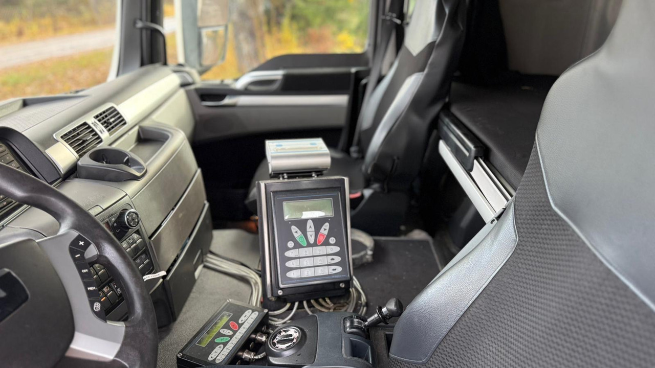 MAN TGS 35.480 8X4-2 TRIDEM Wasser-Tank - Tank truck: picture 5 MAN TGS 35.480 8X4-2 TRIDEM Wasser-Tank - Tank truck: picture 5