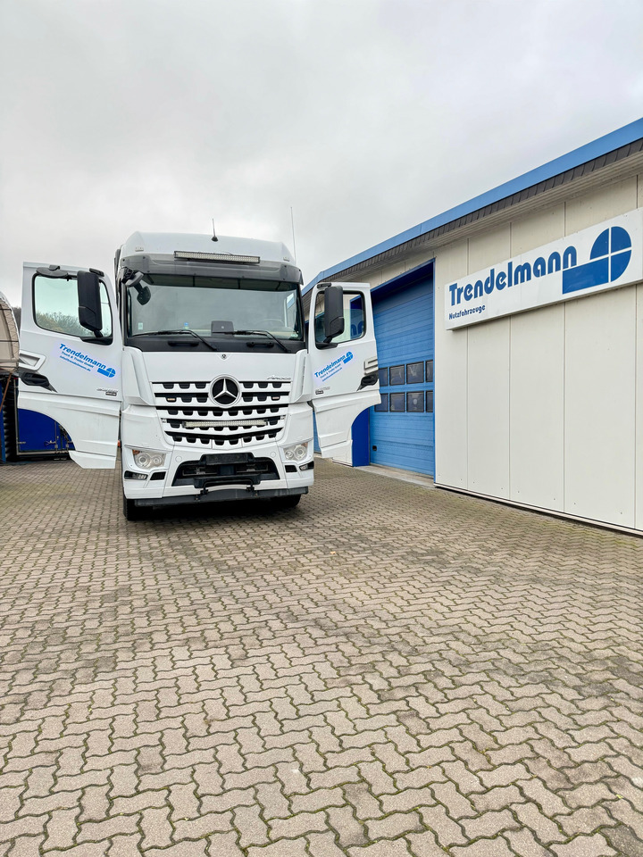 Mercedes Arocs 3358 L 6x4 Radstand 4500 Arocs 3358 L 6x4 Blatt-Luft Gefedert - Timber truck: picture 1 Mercedes Arocs 3358 L 6x4 Radstand 4500 Arocs 3358 L 6x4 Blatt-Luft Gefedert - Timber truck: picture 1