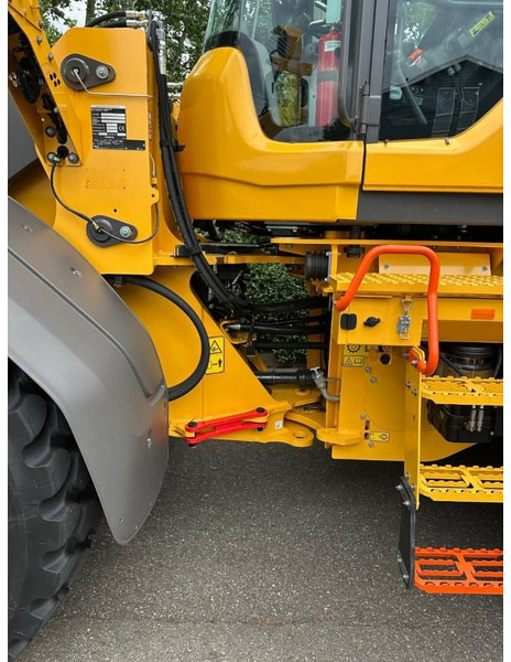 Leasing of Volvo L 90 H Volvo L 90 H: picture 14