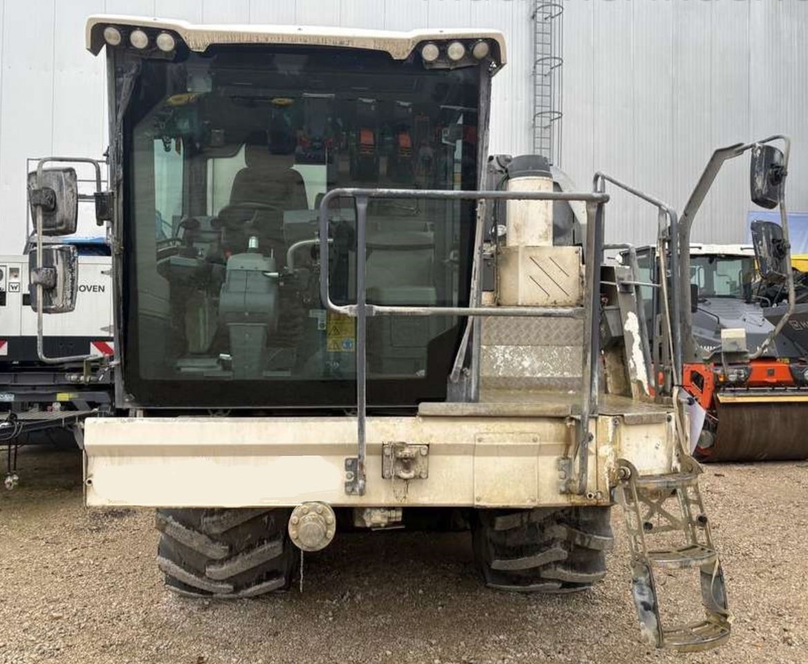 WIRTGEN WR 240i S-PACK - Soil stabilizer: picture 2 WIRTGEN WR 240i S-PACK - Soil stabilizer: picture 2