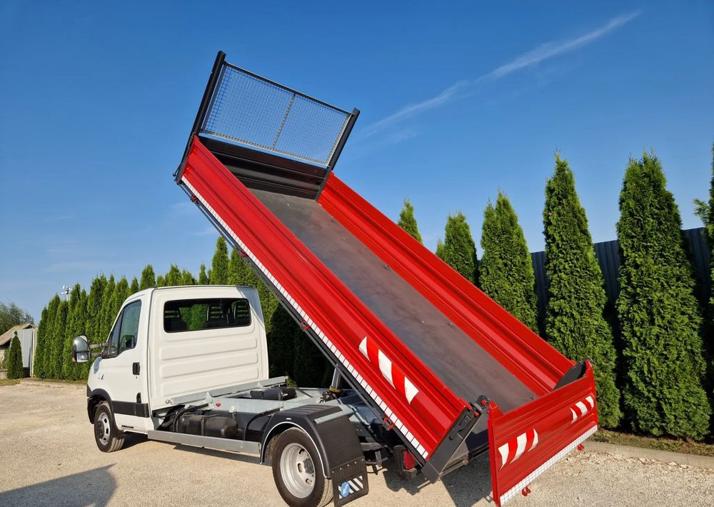 Iveco 35C15 3.0 - Tipper van: picture 3 Iveco 35C15 3.0 - Tipper van: picture 3