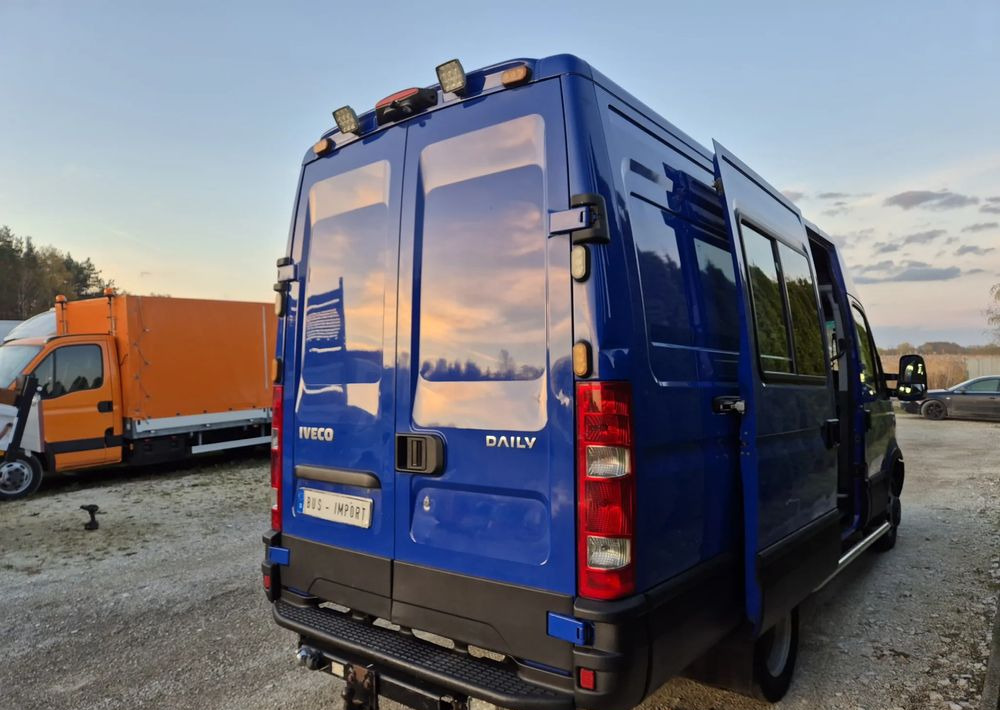 Iveco 35C17/ 3.0 170KM/ - Combi van: picture 4 Iveco 35C17/ 3.0 170KM/ - Combi van: picture 4