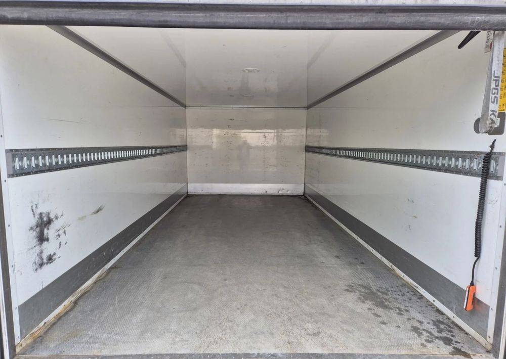 Kontener izoterma 10 palet Winda 1000kg 2016 rok, Niski, Iveco 70, Stan idealny! - Swap body - box: picture 5 Kontener izoterma 10 palet Winda 1000kg 2016 rok, Niski, Iveco 70, Stan idealny! - Swap body - box: picture 5