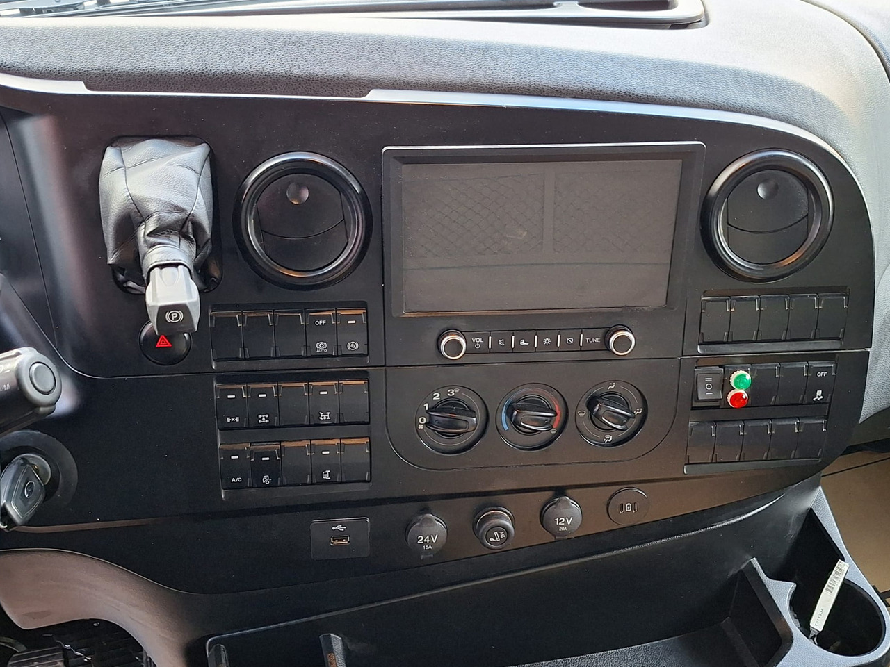 Tipper FORD 4445 XD: picture 12